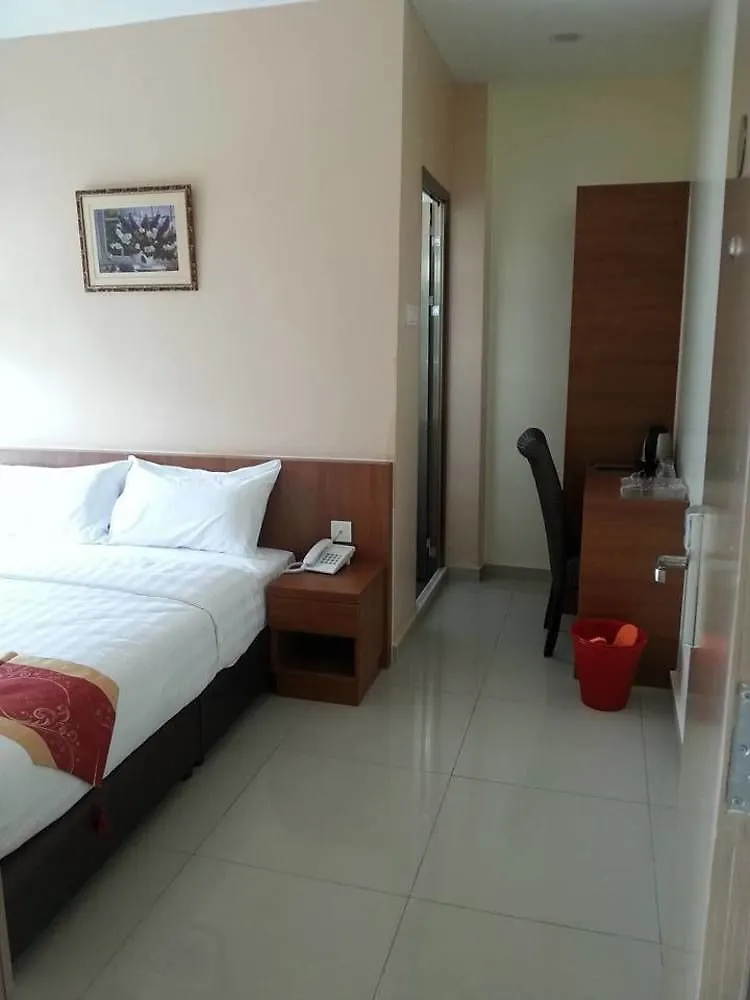 Hotel Zamburger Lamb Special Malacca